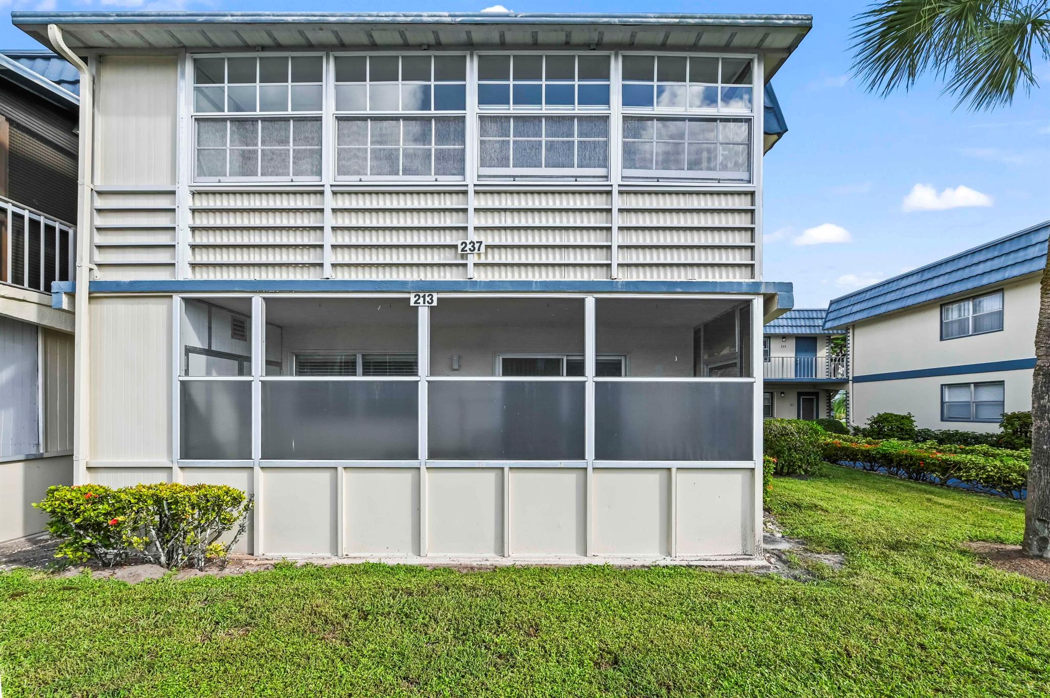 KINGS POINT - Residential