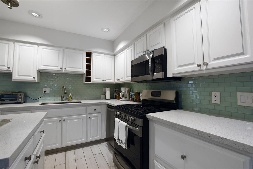 GRAYSON HEIGHTS - Residential