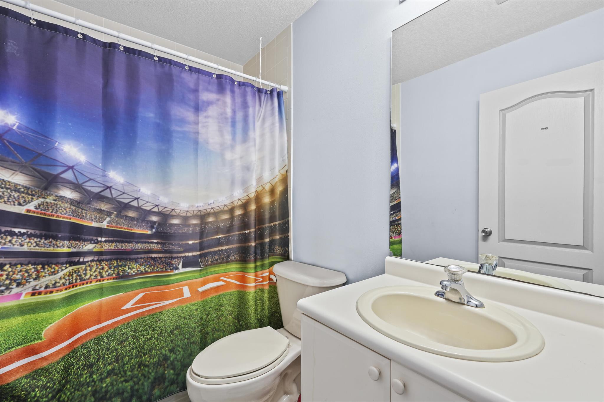 SHOMA VILLAS I AT COUNTRY - Residential