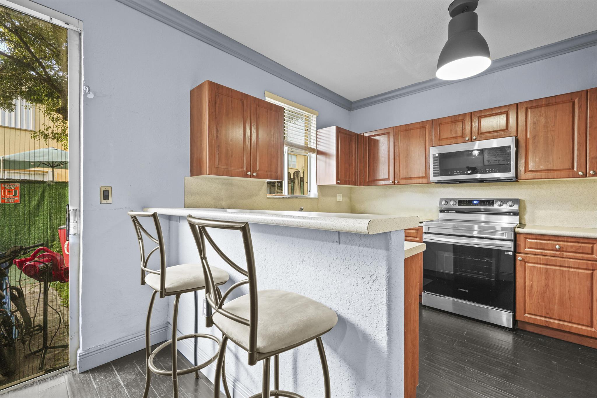 SHOMA VILLAS I AT COUNTRY - Residential