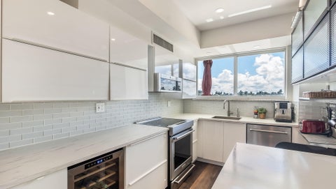 Tiny photo for 333 SUNSET Drive #104, Fort Lauderdale, FL 33301 (MLS # B26089103)