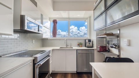 Tiny photo for 333 SUNSET Drive #104, Fort Lauderdale, FL 33301 (MLS # B26089103)