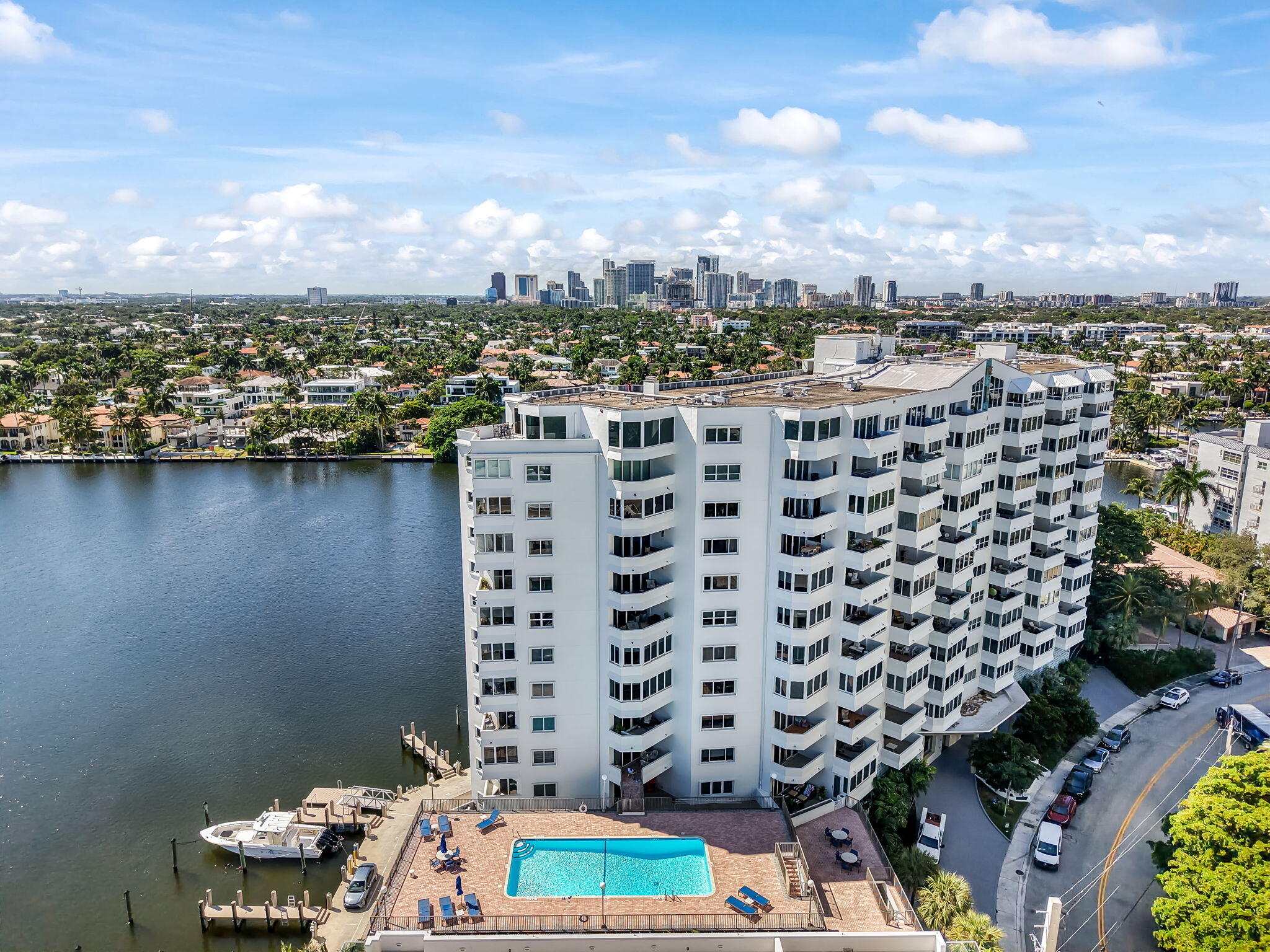 333 SUNSET Drive 104