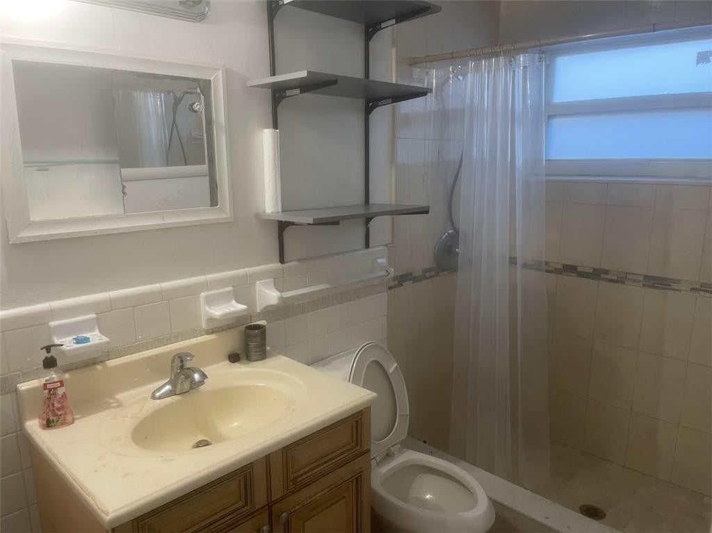 Photo of 2270 NW 60th Avenue, Sunrise, FL 33313 (MLS # B26044023)