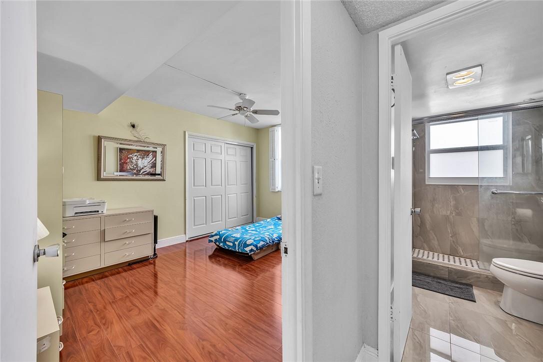 No 18 Palm-Aire Country C - Residential Lease