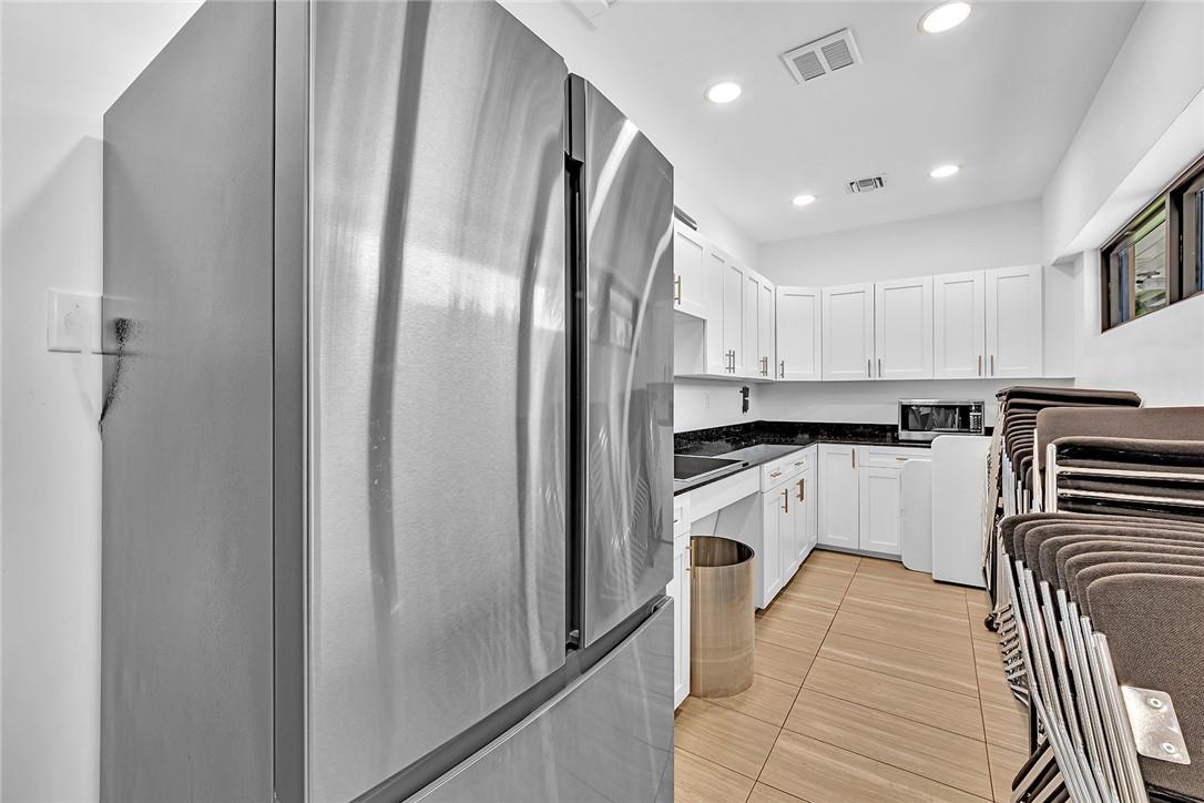 No 18 Palm-Aire Country C - Residential Lease