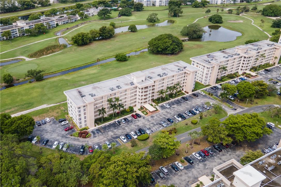 No 18 Palm-Aire Country C - Residential Lease