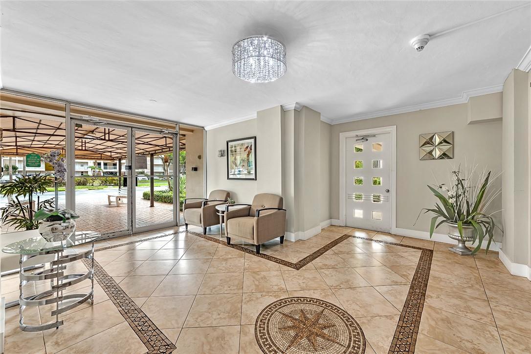 No 18 Palm-Aire Country C - Residential Lease