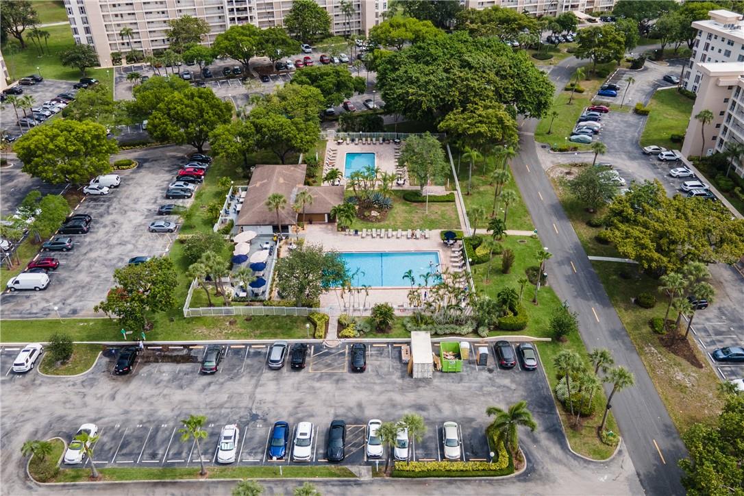 No 18 Palm-Aire Country C - Residential Lease