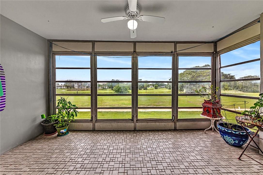 No 18 Palm-Aire Country C - Residential Lease