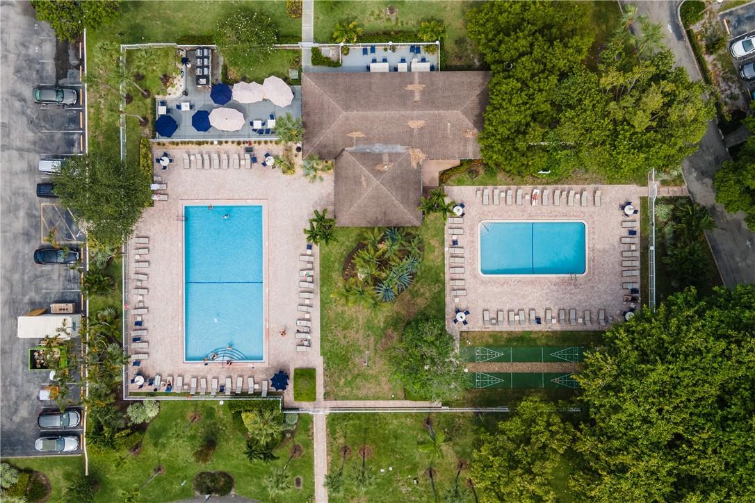 No 18 Palm-Aire Country C - Residential Lease