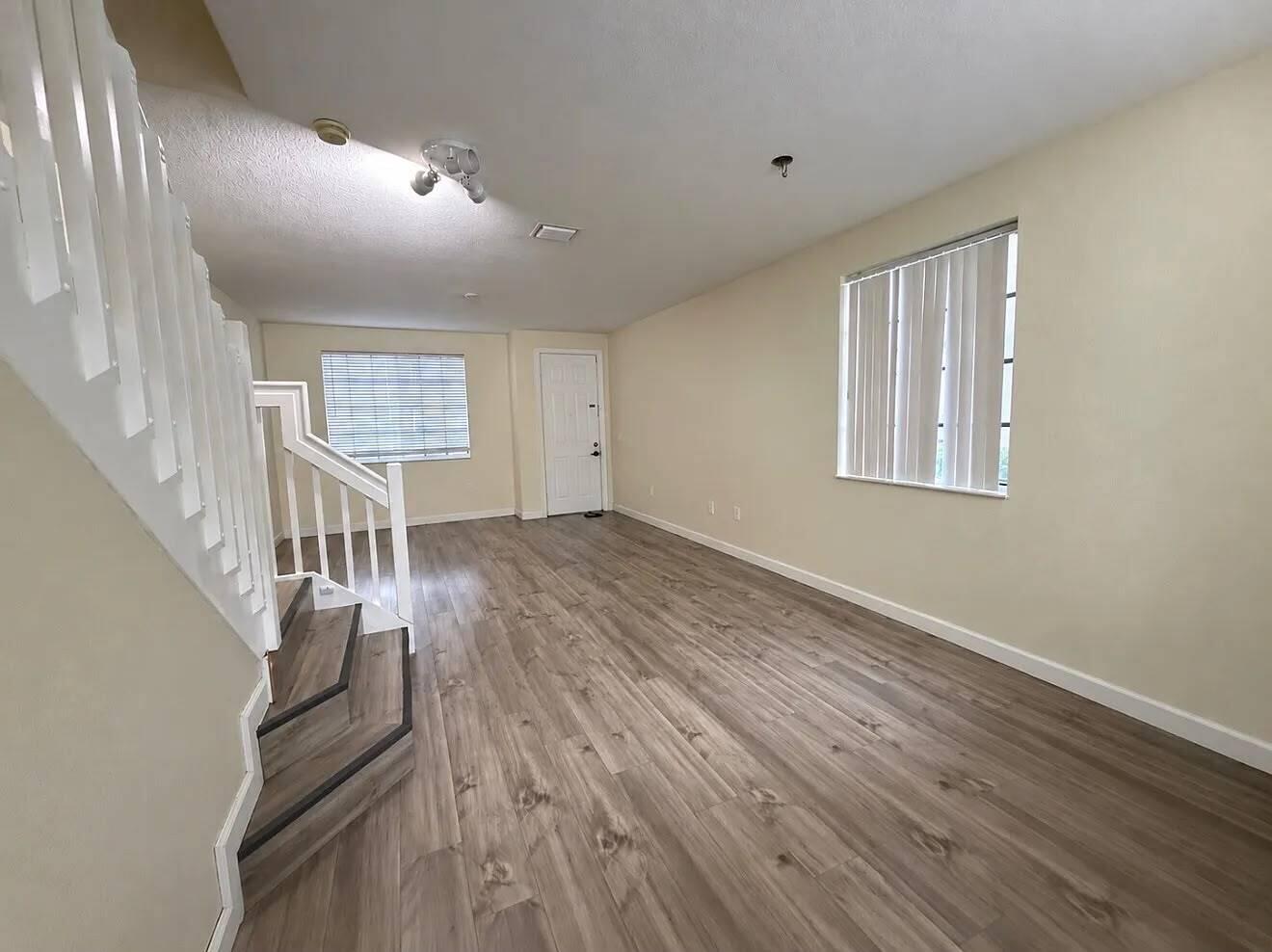 4116 NAPOLI LAKE Drive 4116