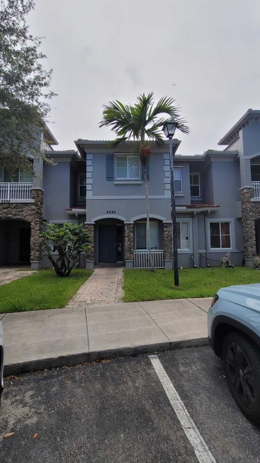PRICE TO SELL !!! Recently painted unit in a beautiful gated community. 3 bedrooms, 2 full bath, 1 half bath in Miramar. Tiles on ground floor and carpet on stairs and second floor. full size washer and dryer inside located in kitchen area. Upgraded kitchen. Unit has a family and living room, half bath located on first floor. Two parking spaces assigned to the unit located just at front of entrance door.
EASY TO SHOW ! Vacant unit. Click on show assist for Showings Instructions