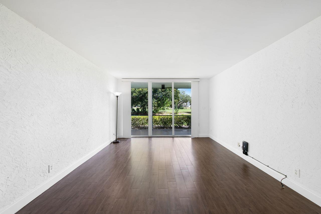 No 30 Palm-Aire Country C - Residential Lease