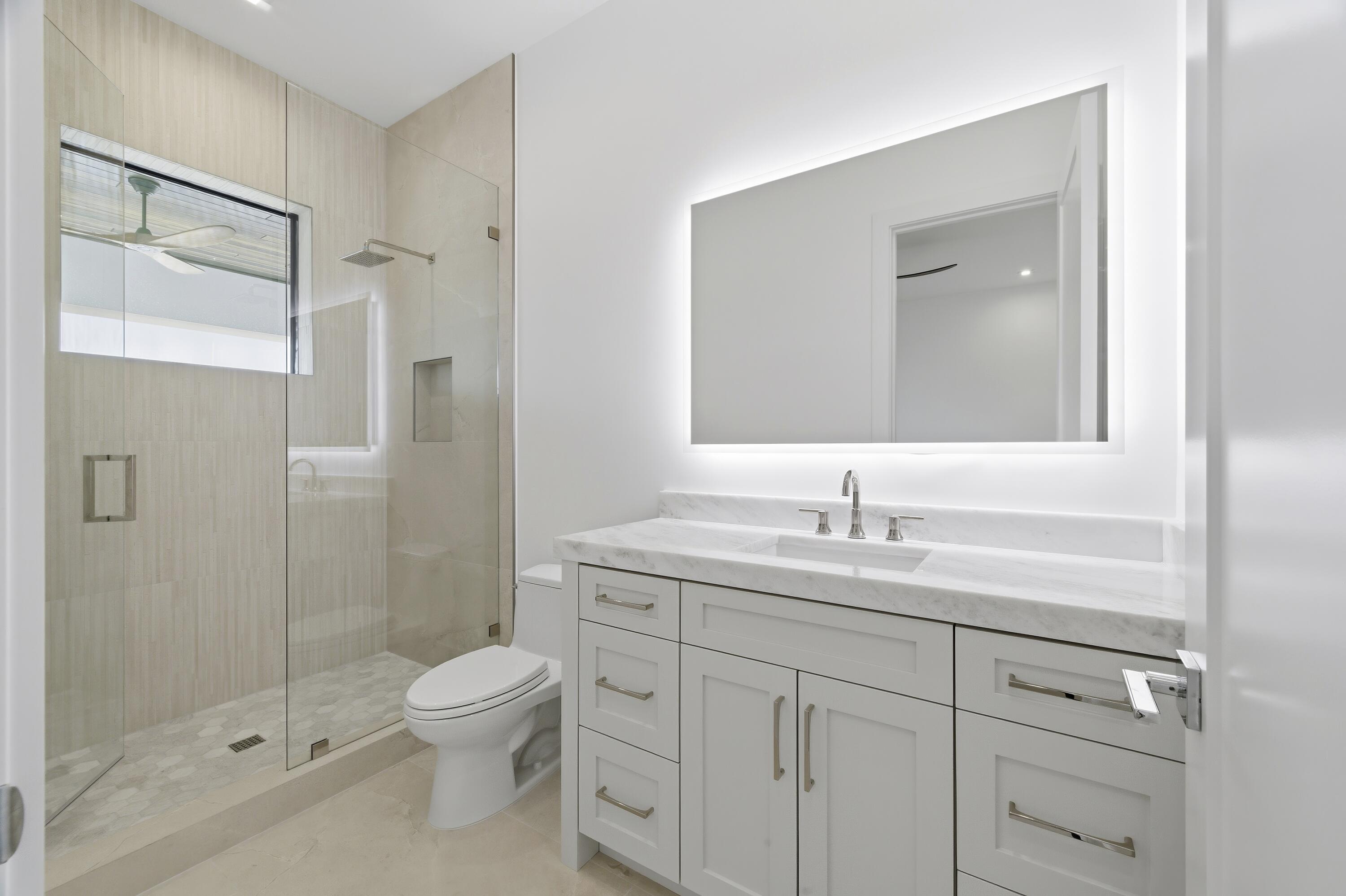 NORTH PALM BEACH VILLAGE OF 6 - Residential