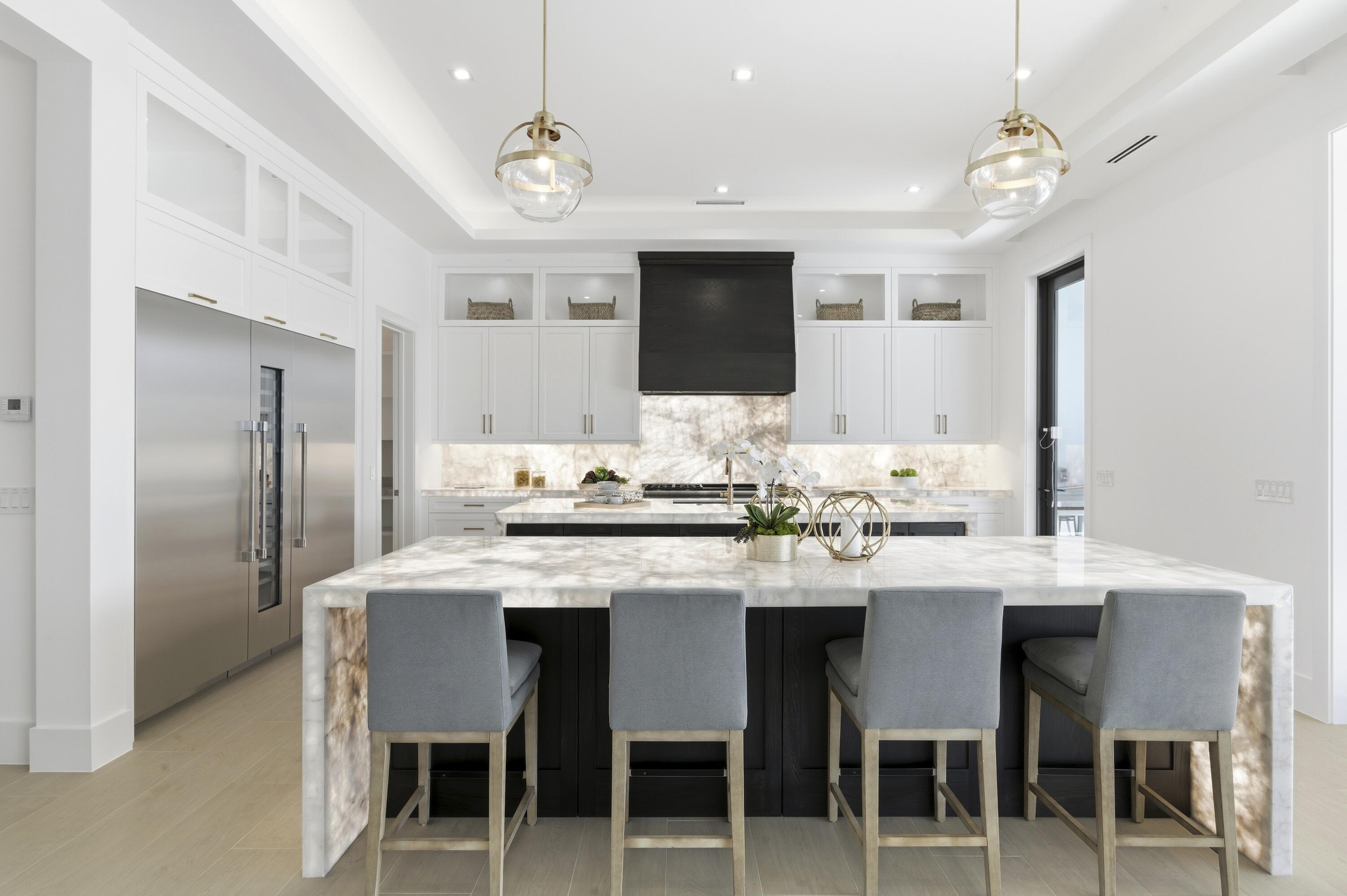 NORTH PALM BEACH VILLAGE OF 6 - Residential