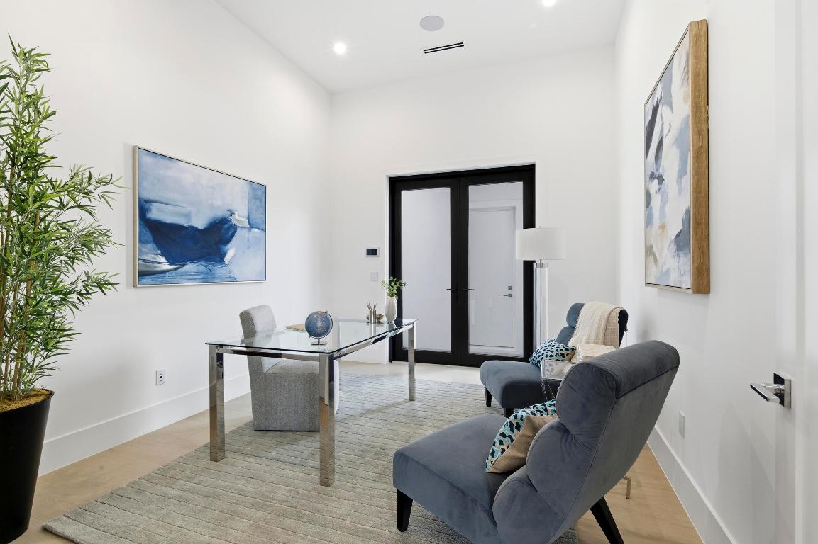 NORTH PALM BEACH VILLAGE OF 6 - Residential