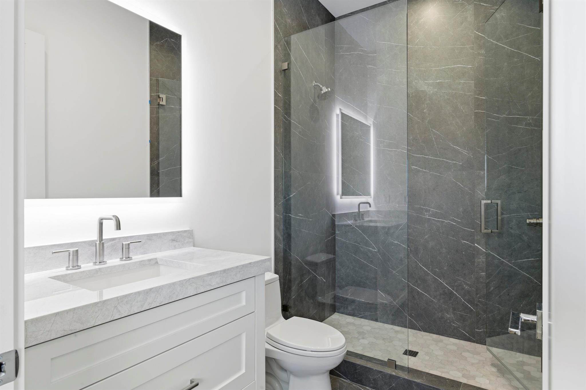 NORTH PALM BEACH VILLAGE - Residential