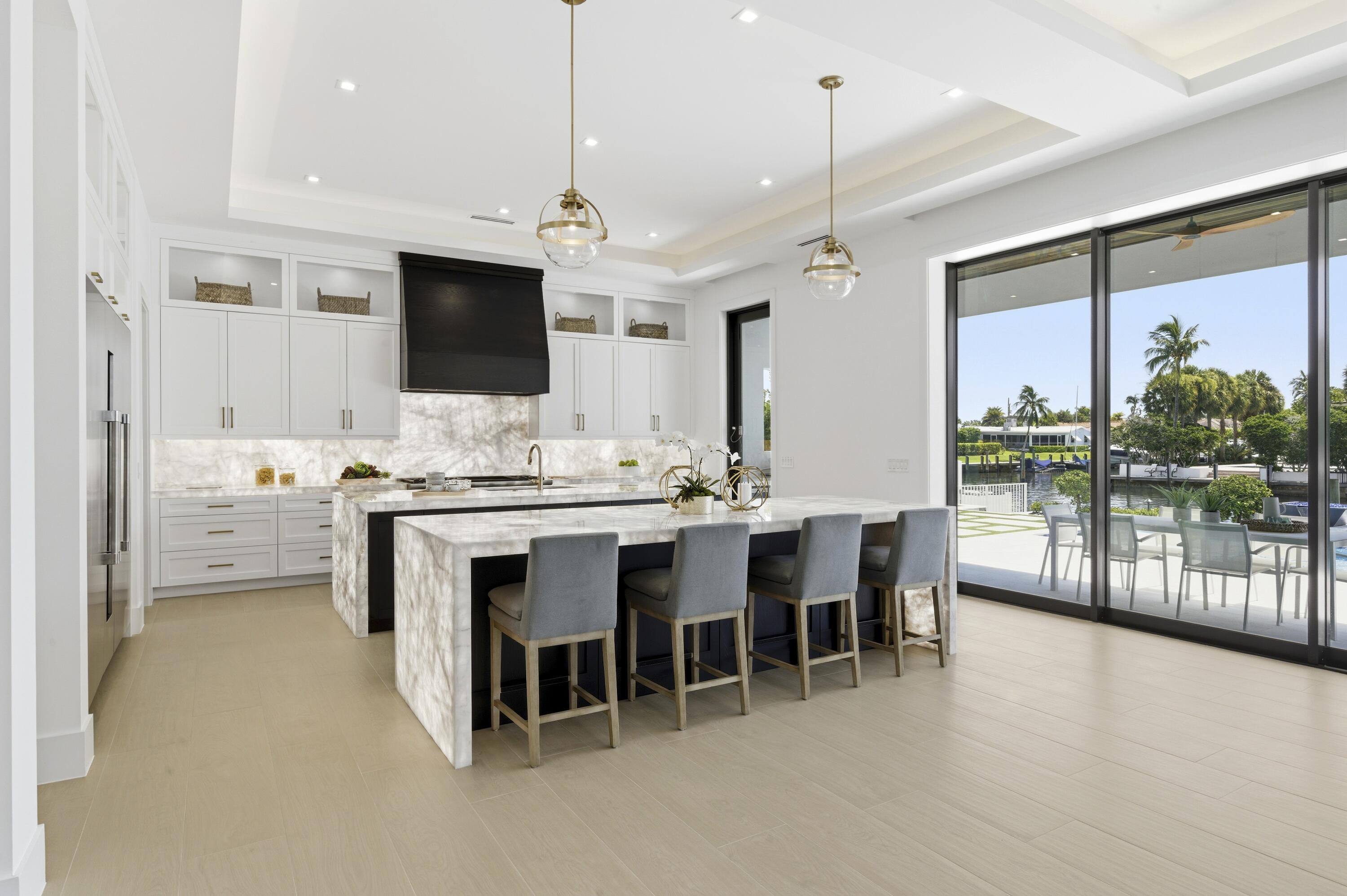 NORTH PALM BEACH VILLAGE OF 6 - Residential