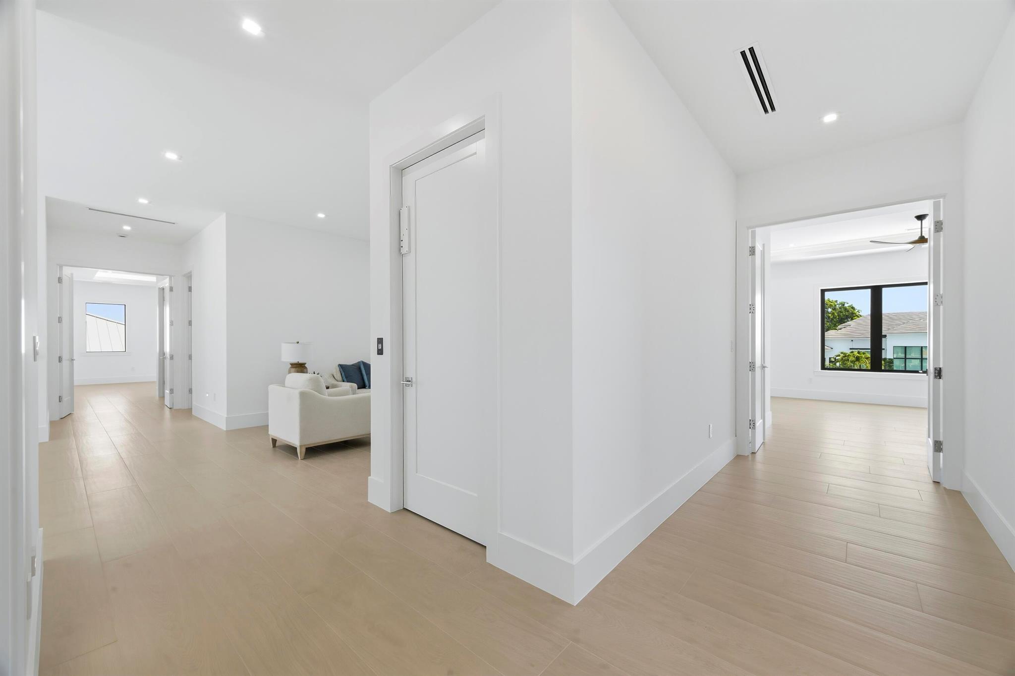 NORTH PALM BEACH VILLAGE - Residential