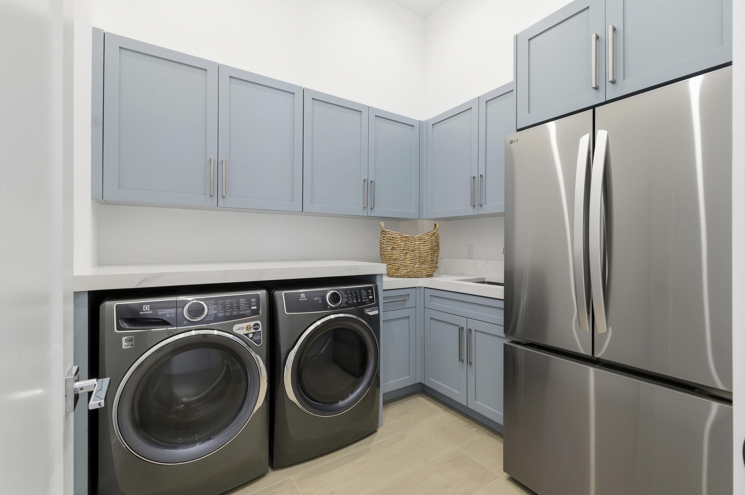 NORTH PALM BEACH VILLAGE OF 6 - Residential