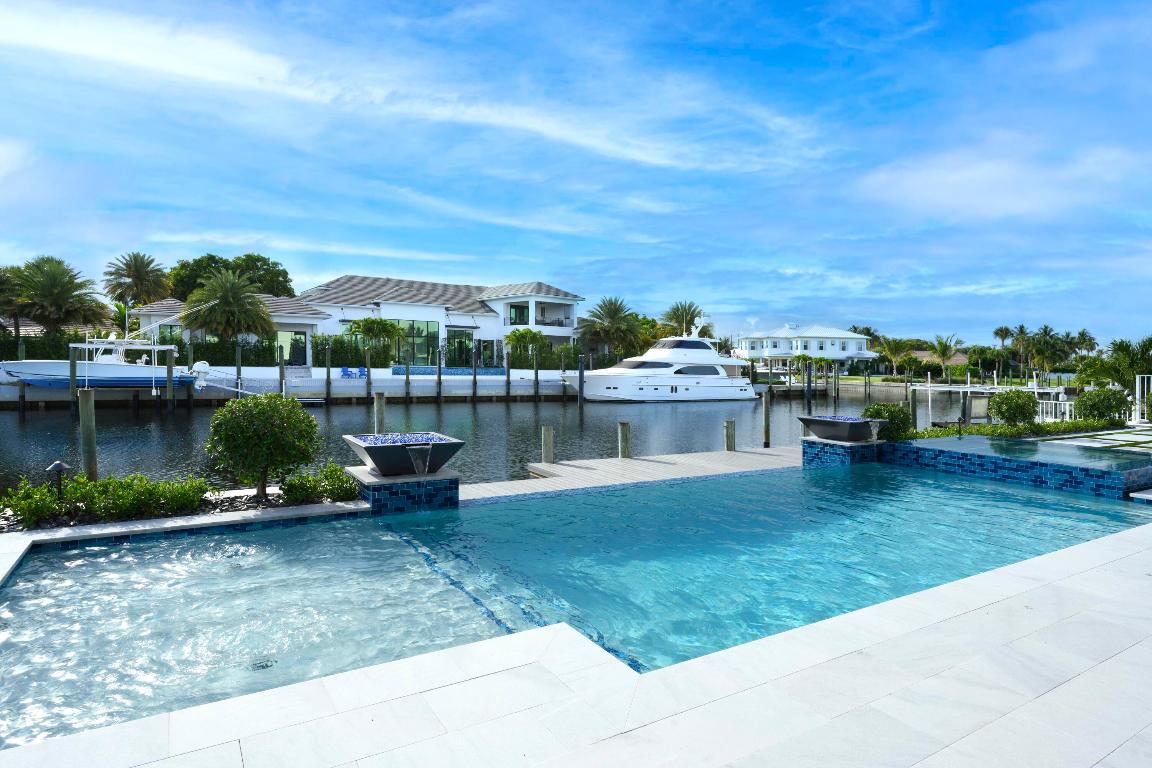 NORTH PALM BEACH VILLAGE OF 6 - Residential