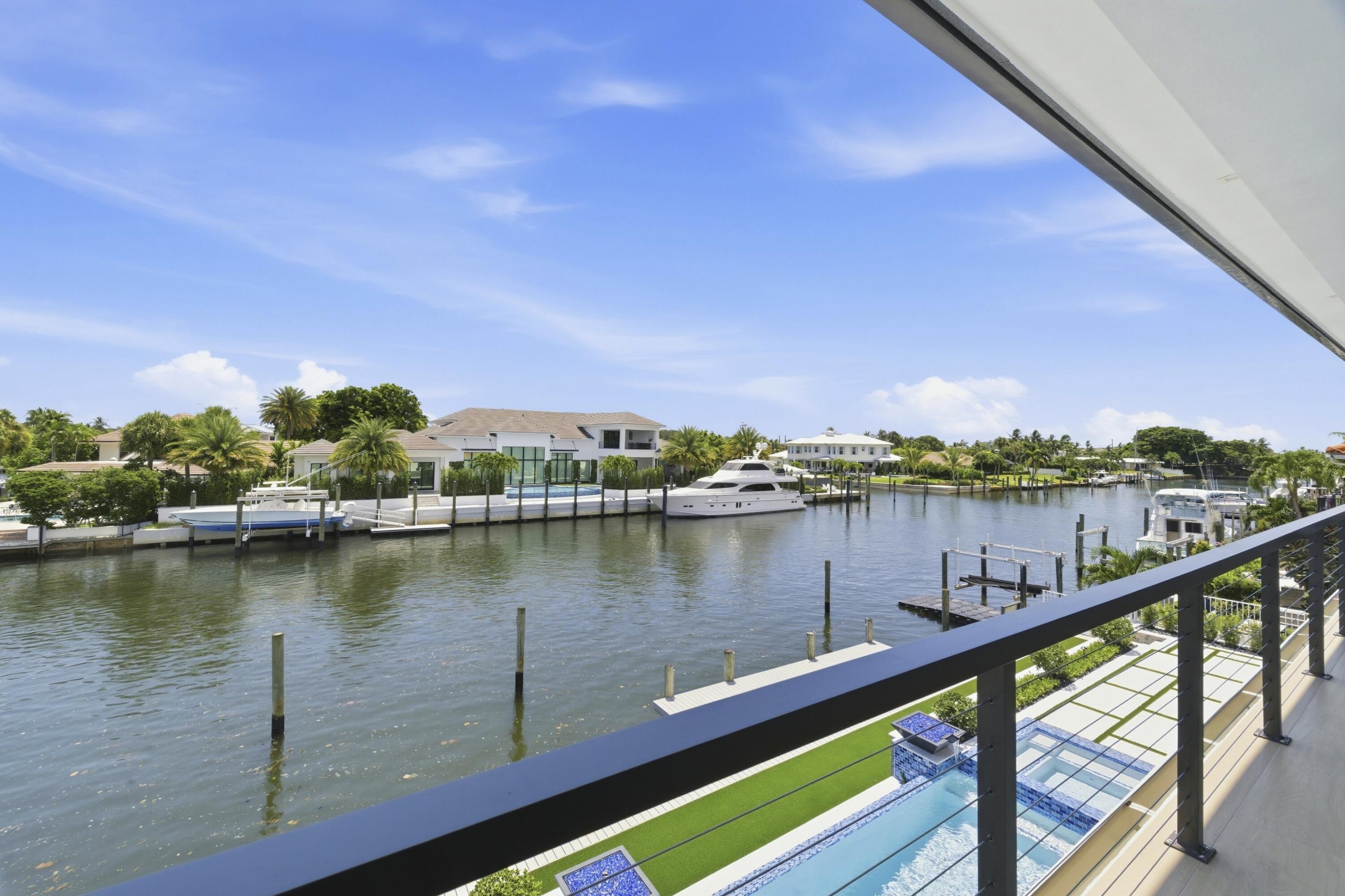 NORTH PALM BEACH VILLAGE OF 6 - Residential