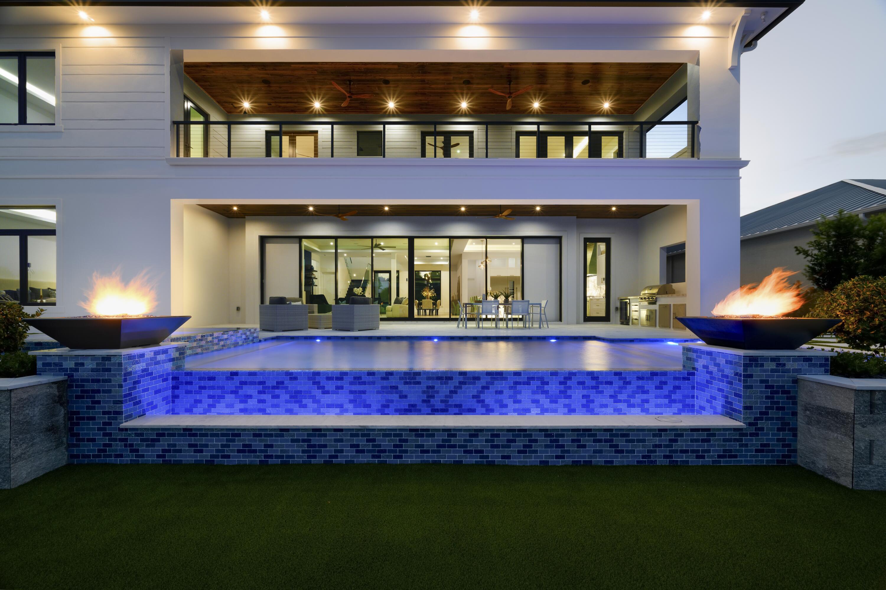 NORTH PALM BEACH VILLAGE OF 6 - Residential