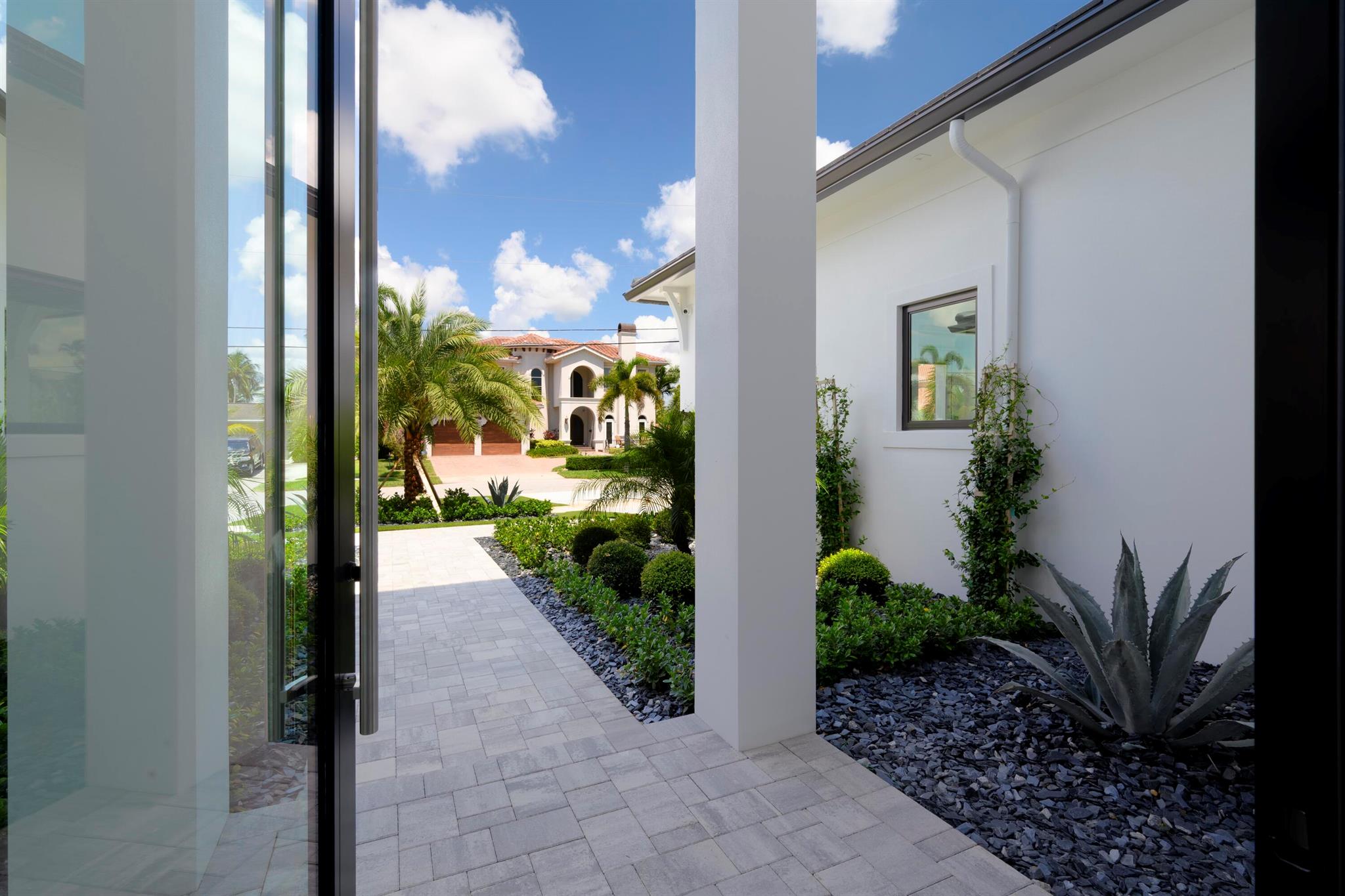 NORTH PALM BEACH VILLAGE - Residential