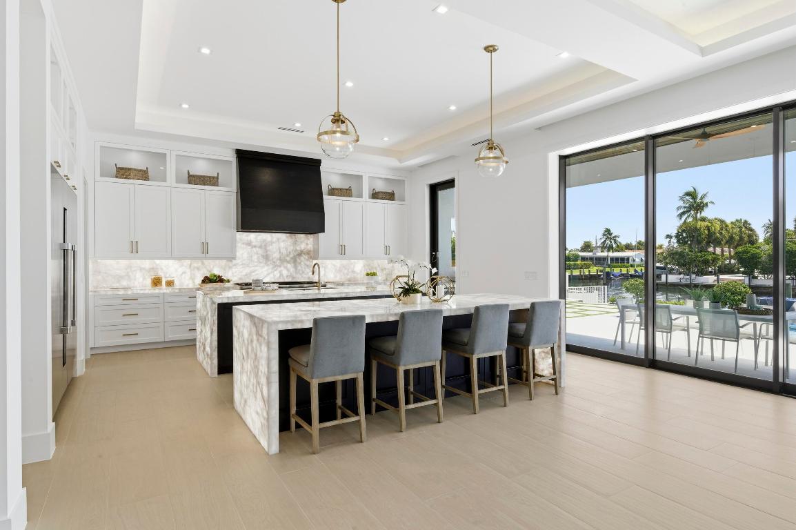 NORTH PALM BEACH VILLAGE OF 6 - Residential