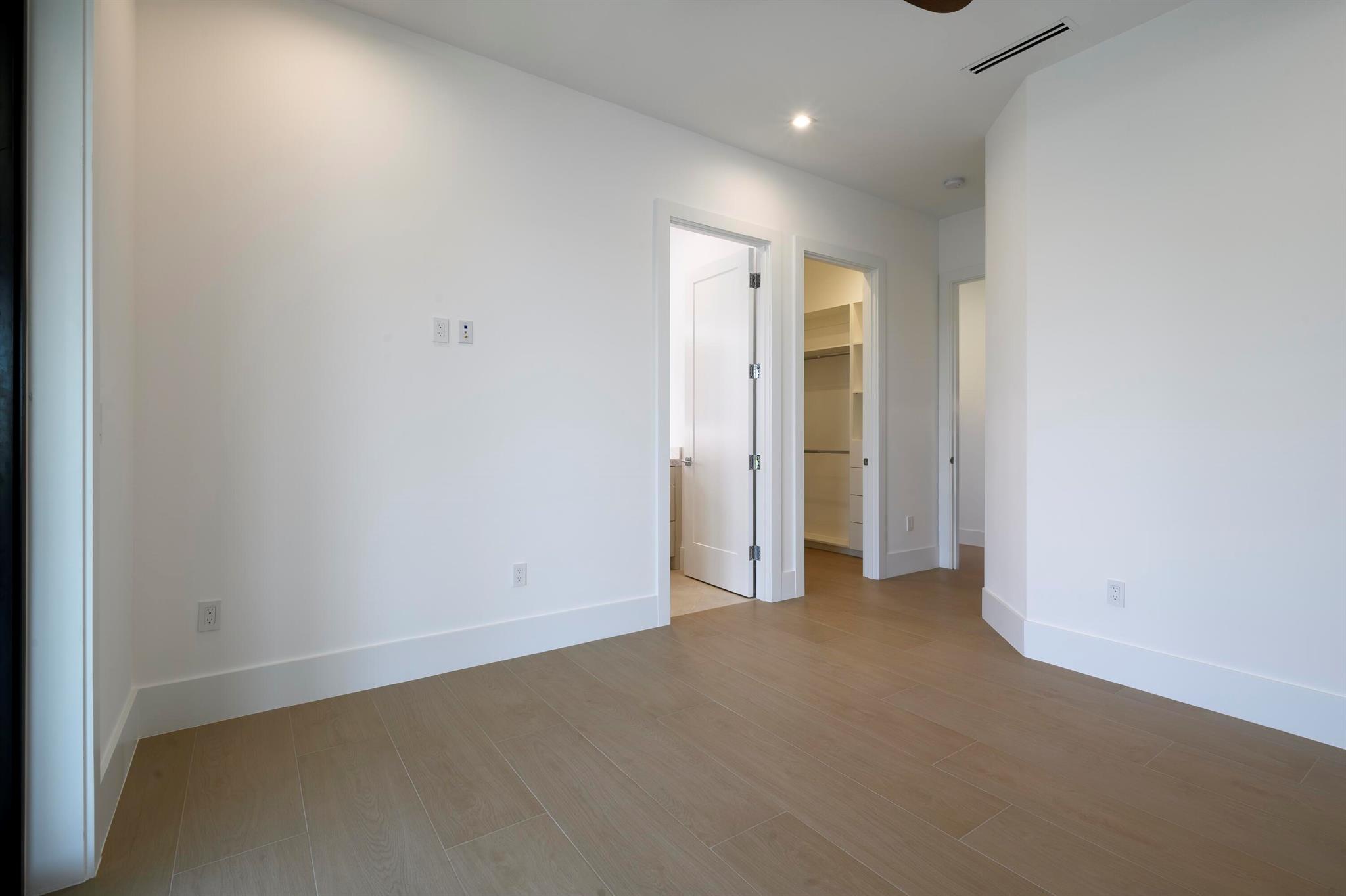 NORTH PALM BEACH VILLAGE - Residential