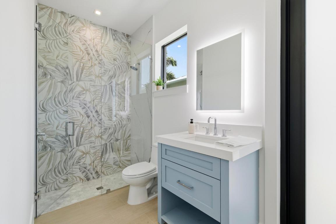 NORTH PALM BEACH VILLAGE OF 6 - Residential