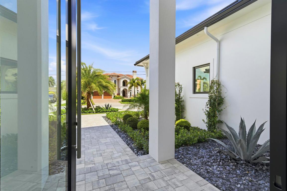 NORTH PALM BEACH VILLAGE OF 6 - Residential