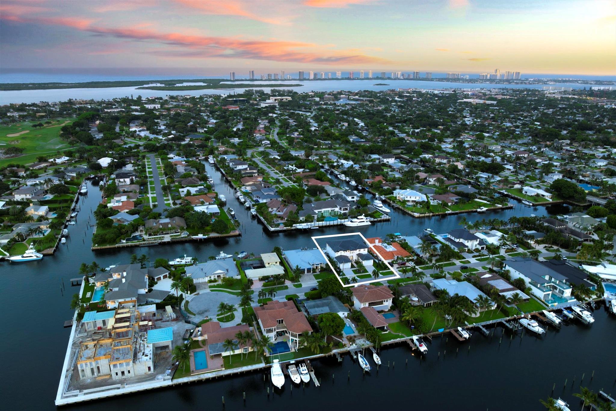 NORTH PALM BEACH VILLAGE - Residential