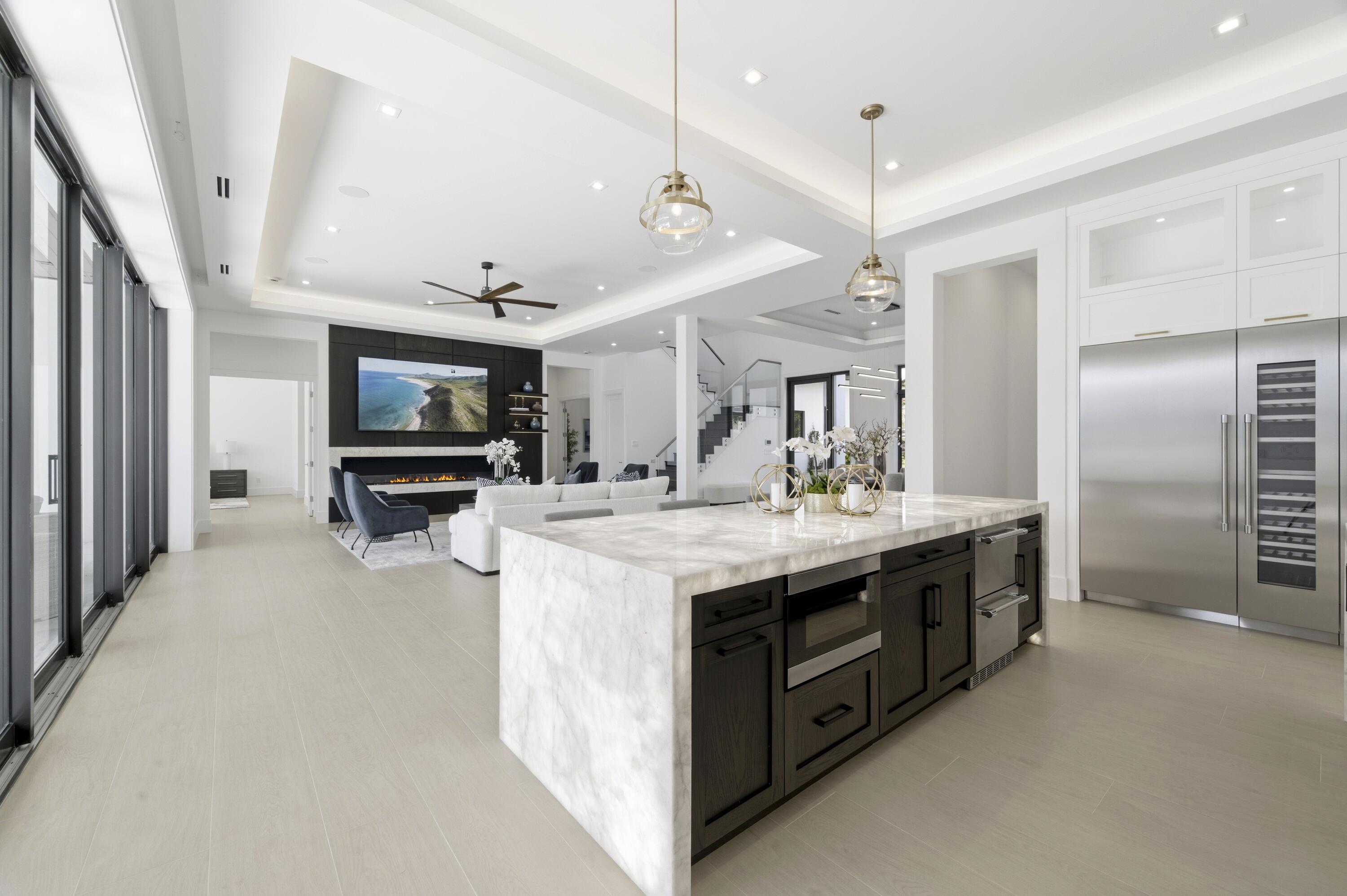 NORTH PALM BEACH VILLAGE OF 6 - Residential