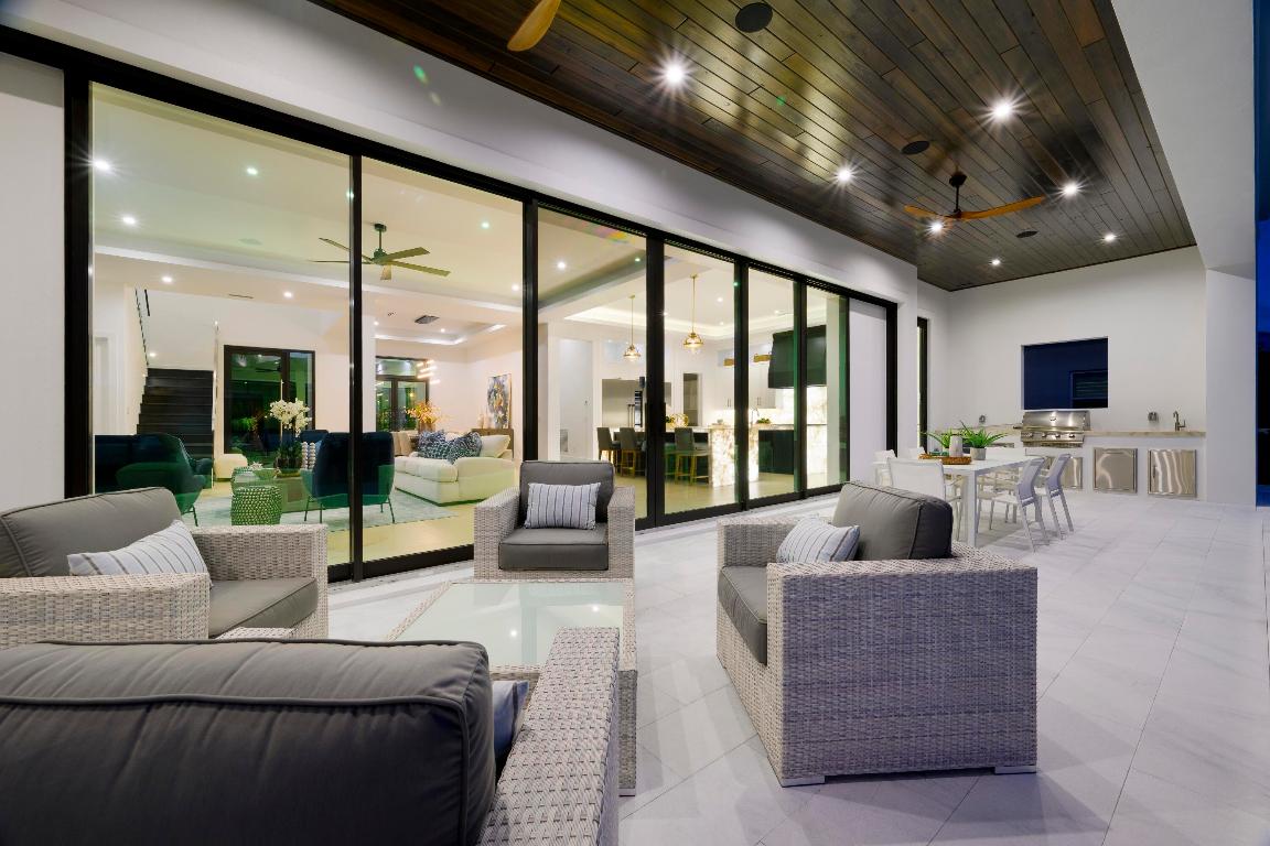 NORTH PALM BEACH VILLAGE OF 6 - Residential