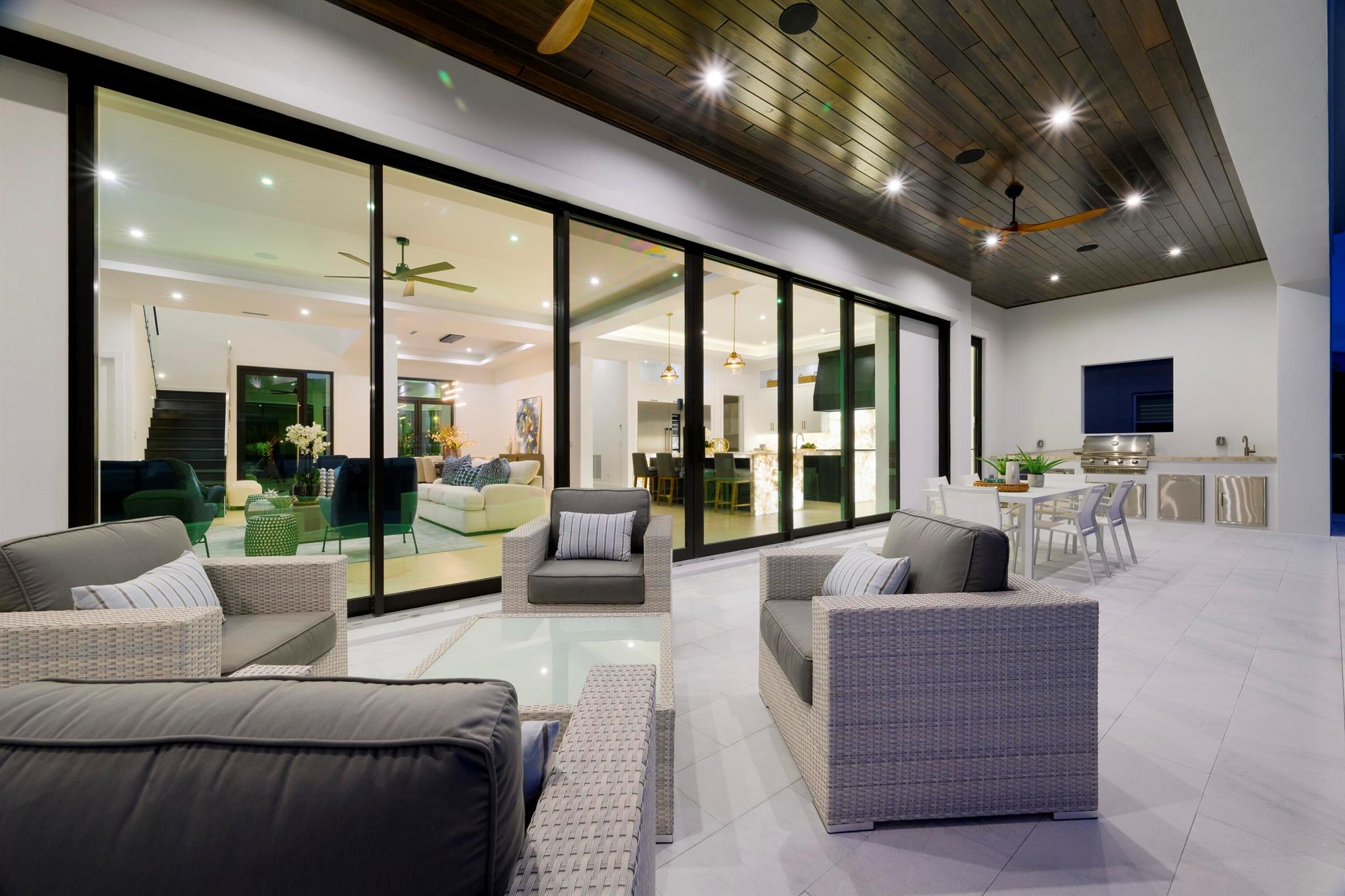 NORTH PALM BEACH VILLAGE - Residential