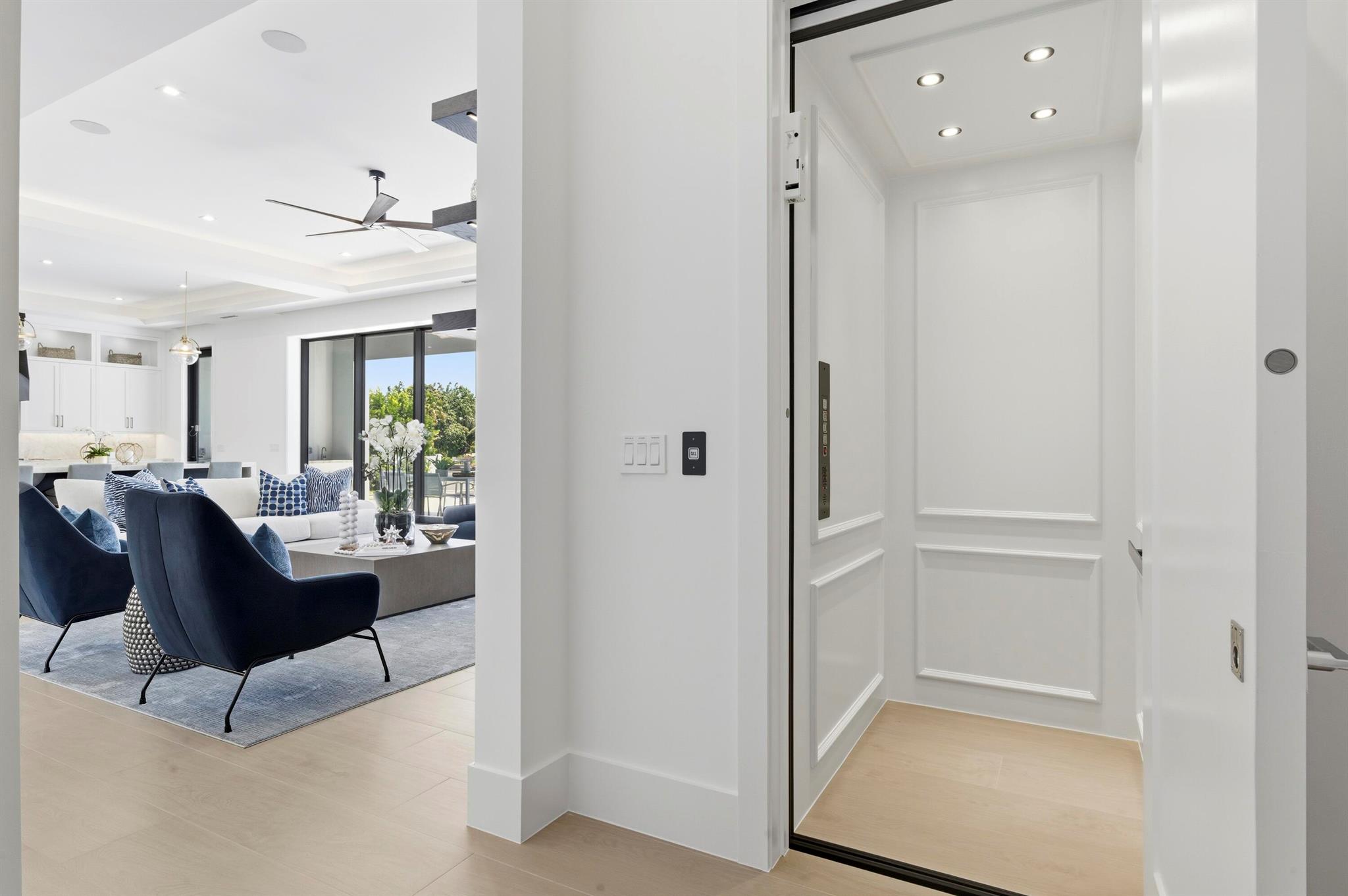 NORTH PALM BEACH VILLAGE - Residential