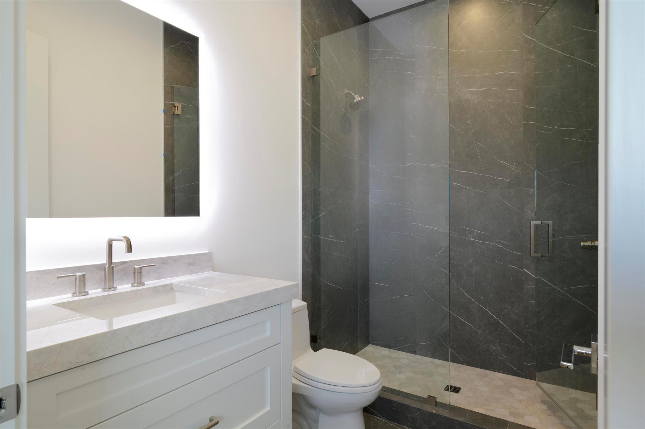 NORTH PALM BEACH VILLAGE - Residential