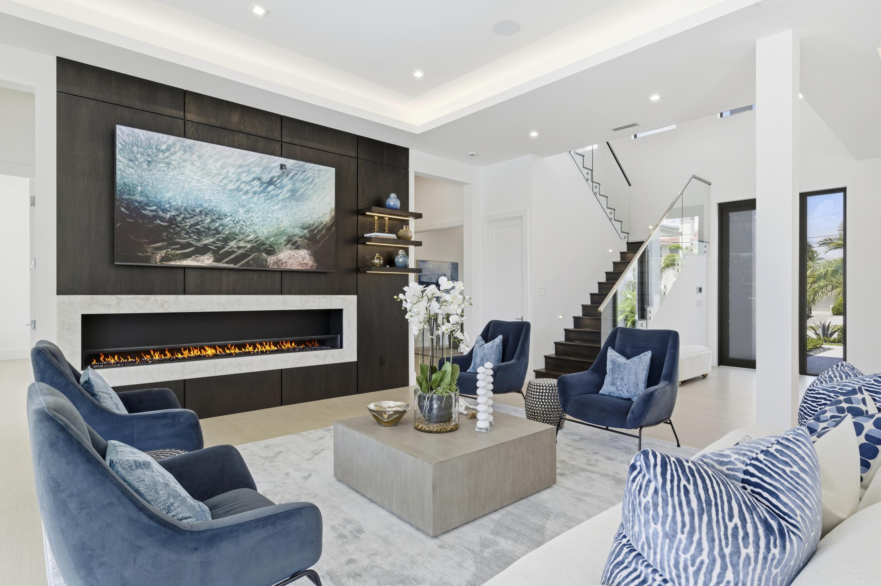 NORTH PALM BEACH VILLAGE OF 6 - Residential