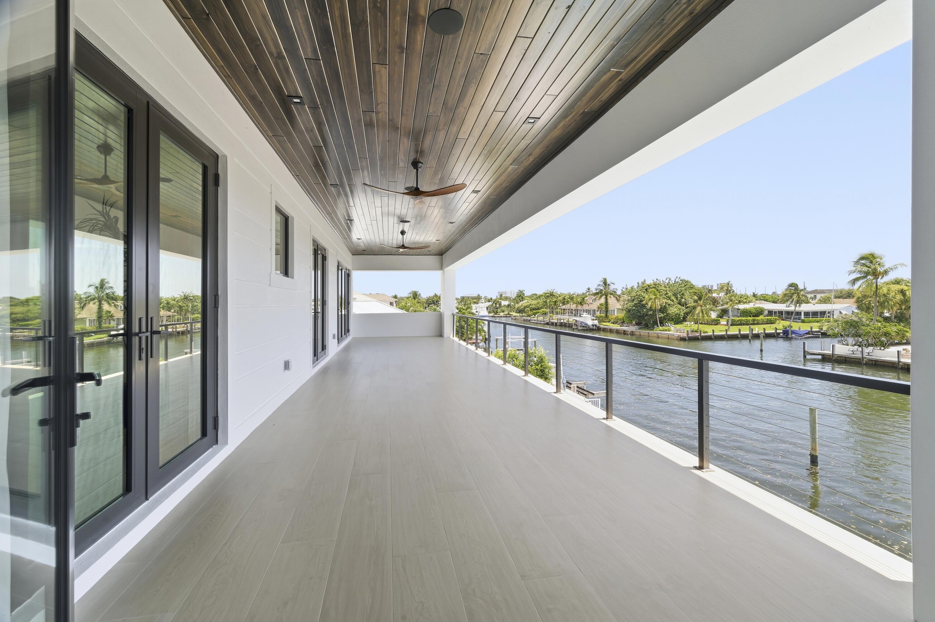 NORTH PALM BEACH VILLAGE OF 6 - Residential