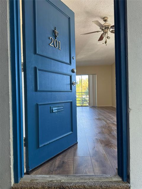 Photo of 1407 NE 56th St #201, Fort Lauderdale, FL 33334 (MLS # F10533450) Photo of 1407 NE 56th St #201, Fort Lauderdale, FL 33334 (MLS # F10533450)