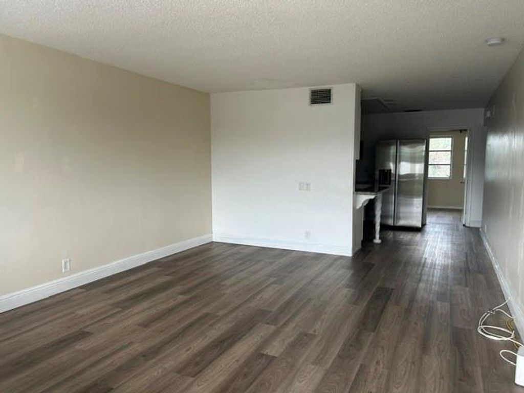 Photo of 2175 NE 56th St #214, Fort Lauderdale, FL 33308 (MLS # F10521121)