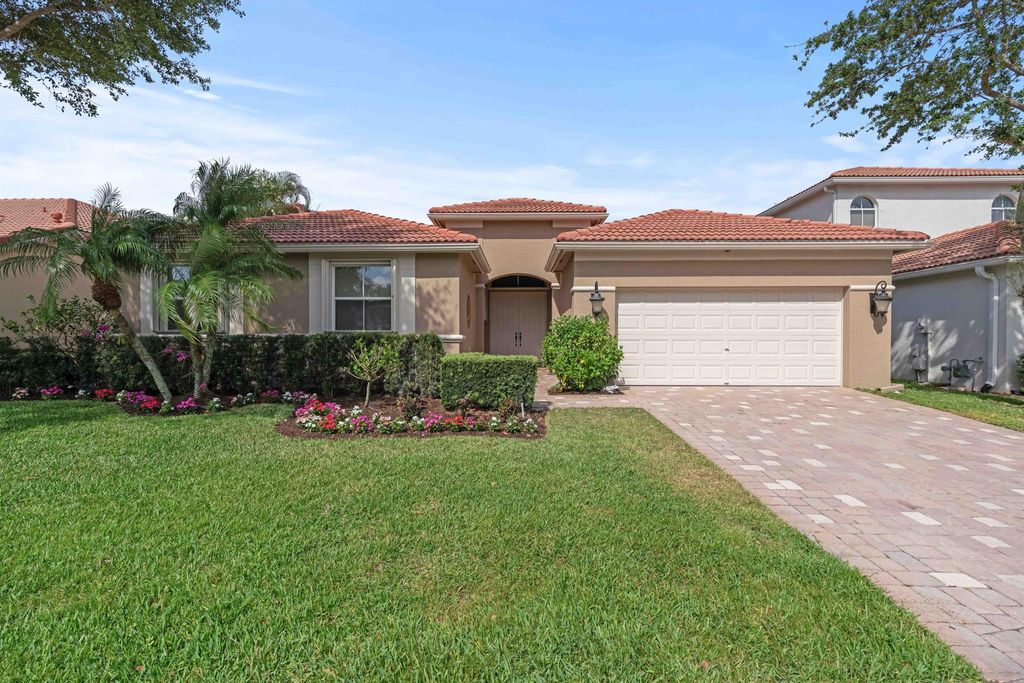 Photo of 205 Sedona Way, Palm Beach Gardens, FL 33418 (MLS # R10880271)