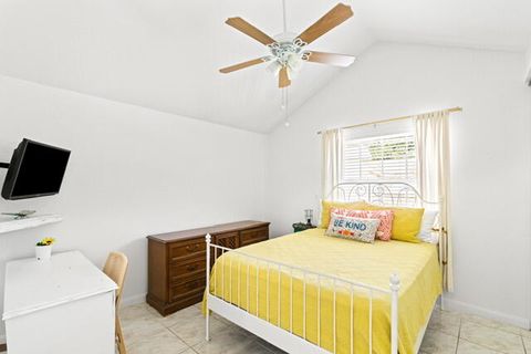 Tiny photo for 8104 Oakton Court #4b, Lake Clarke Shores, FL 33406 (MLS # B26043979)