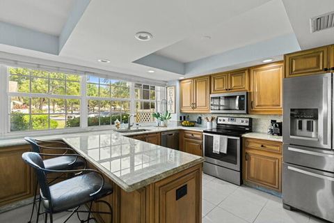 Tiny photo for 8104 Oakton Court #4b, Lake Clarke Shores, FL 33406 (MLS # B26043979)