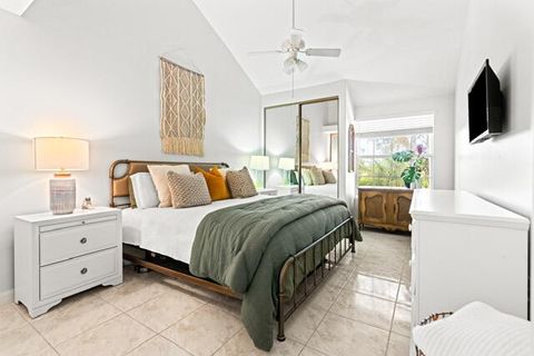 Tiny photo for 8104 Oakton Court #4b, Lake Clarke Shores, FL 33406 (MLS # B26043979)