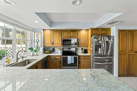 Tiny photo for 8104 Oakton Court #4b, Lake Clarke Shores, FL 33406 (MLS # B26043979)