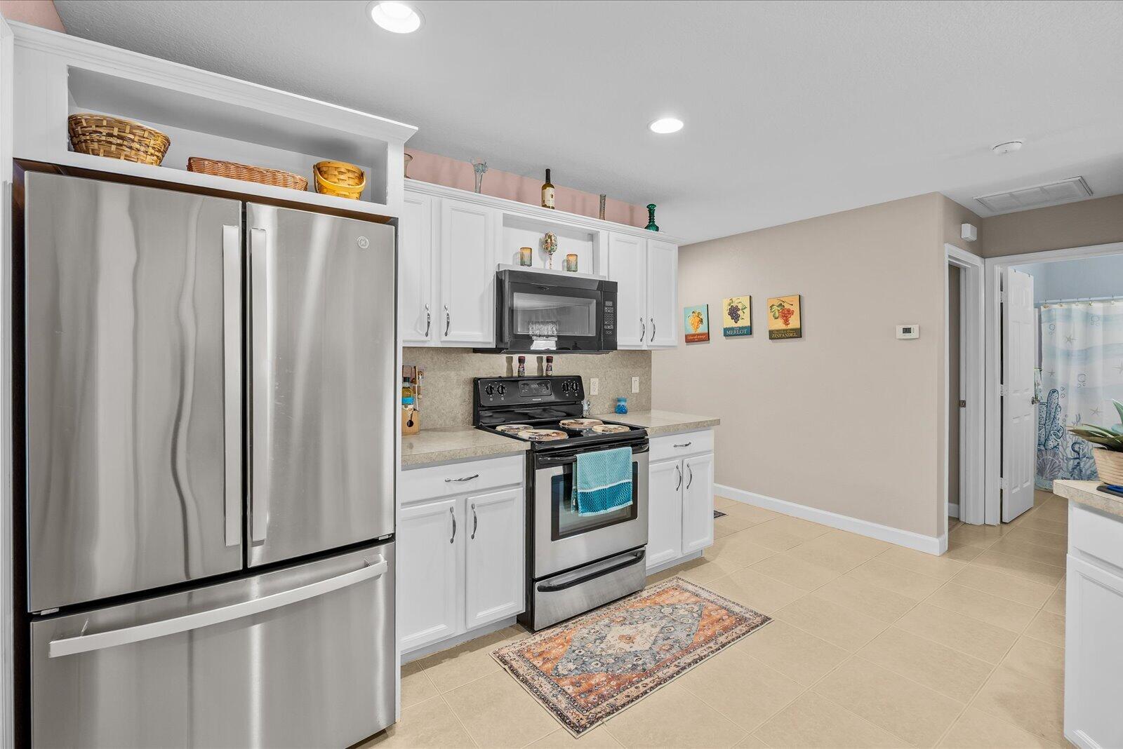 SPANISH LAKES FAIRWAYS LEASEHOLD ESTATES - Residential