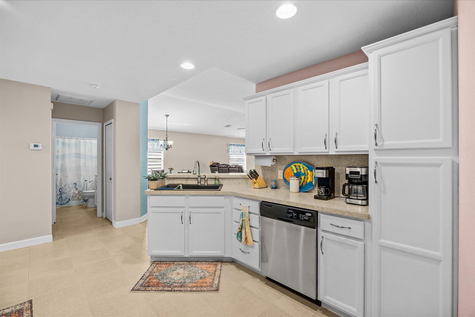 SPANISH LAKES FAIRWAYS LEASEHOLD ESTATES - Residential